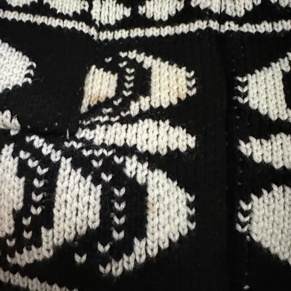 One In A Million Men’s Zip Ftont Sweater - Picture 6 of 7